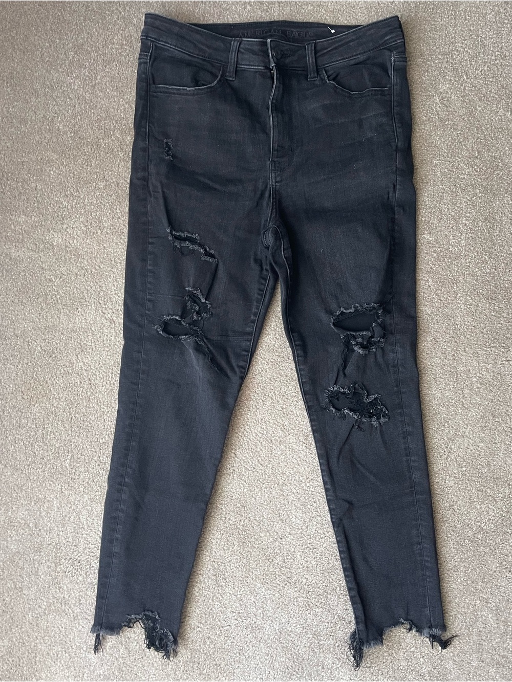 American Eagle 🦅 Black High Rise Cropped Jeggings